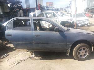 93-98 MODEL TOYOTA COROLLA ÇIKMA SAĞ ÖN KAPI